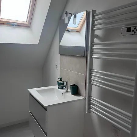 L'evasion Urbaine - Parking Gratuit - Entree Autonome - Wifi Appartement Châtellerault