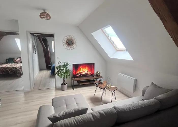 Apartamento L'évasion Urbaine - Parking Gratuit - Entrée Autonome - Wifi Châtellerault